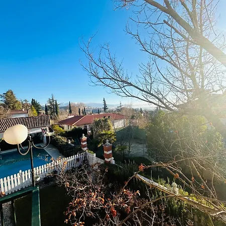 Casa Rosales *